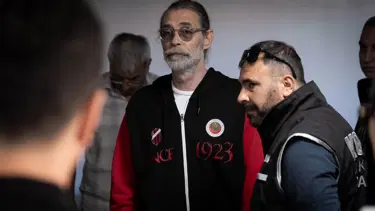 Etimesgut Belediyesi'ne operasyon. Tutuklanan Erdal Beşikcioğlu görevden uzaklaştırıldı