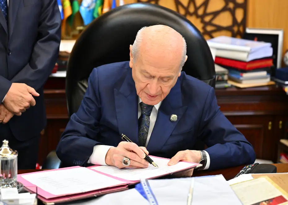 Bahçeli'den çerçeve yasa açıklaması: Bin yıllık kardeşliğimiz tescillendi
