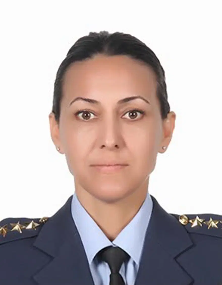 HAVA KUVVETLERİ'NİN İLK KADIN PAŞASI OLDU 1