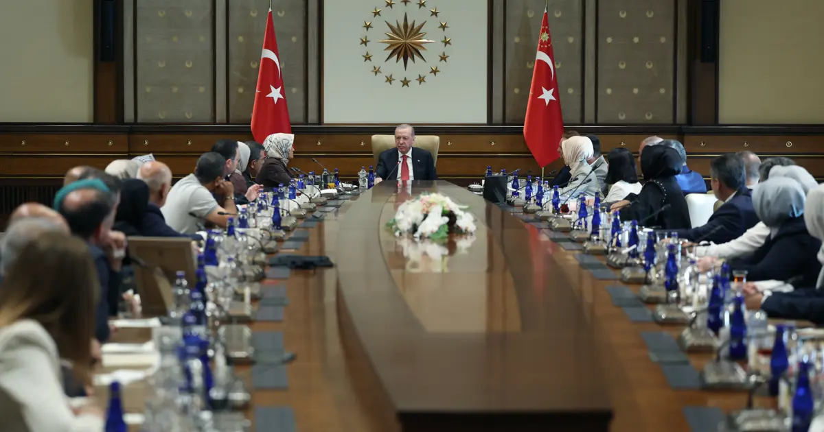 Kahramanmaraş'taki okul saldırısı. Erdoğan hayatını kaybeden öğrencilerin ailelerini kabul etti