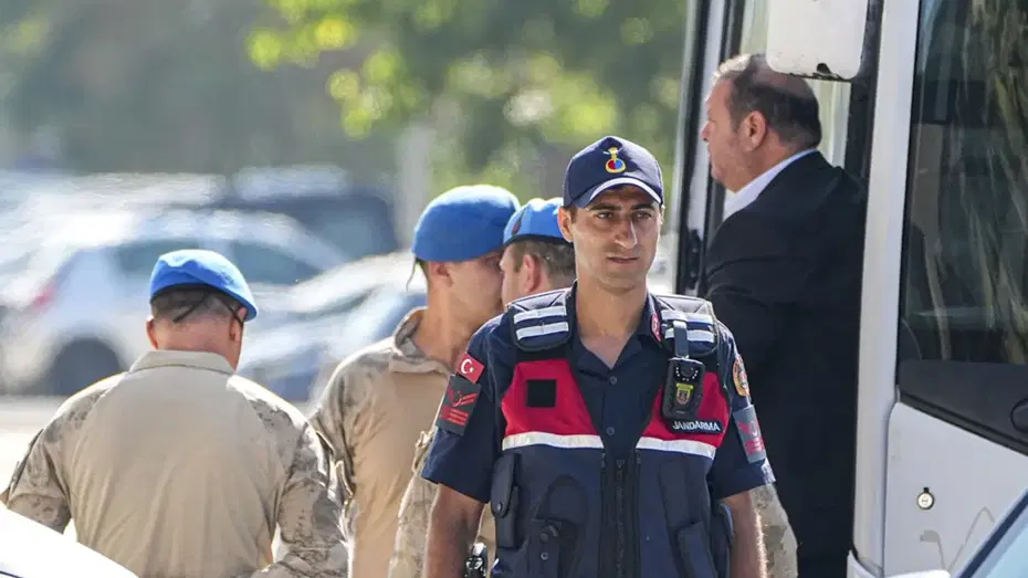 Menderes Belediyesi soruşturması. Avukat gözaltına alındı