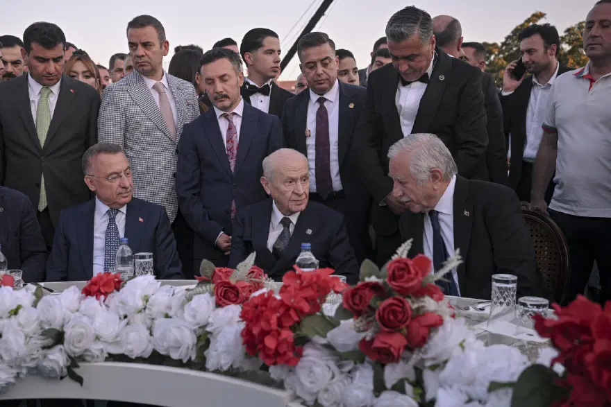 MHP Genel Başkanı Bahçeli nikah şahidi oldu 