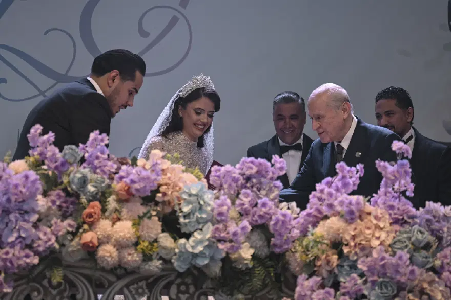MHP Genel Başkanı Bahçeli nikah şahidi oldu 2