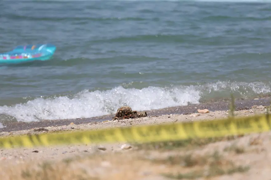 Çanakkale'de plajda mühimmat alarmı 3