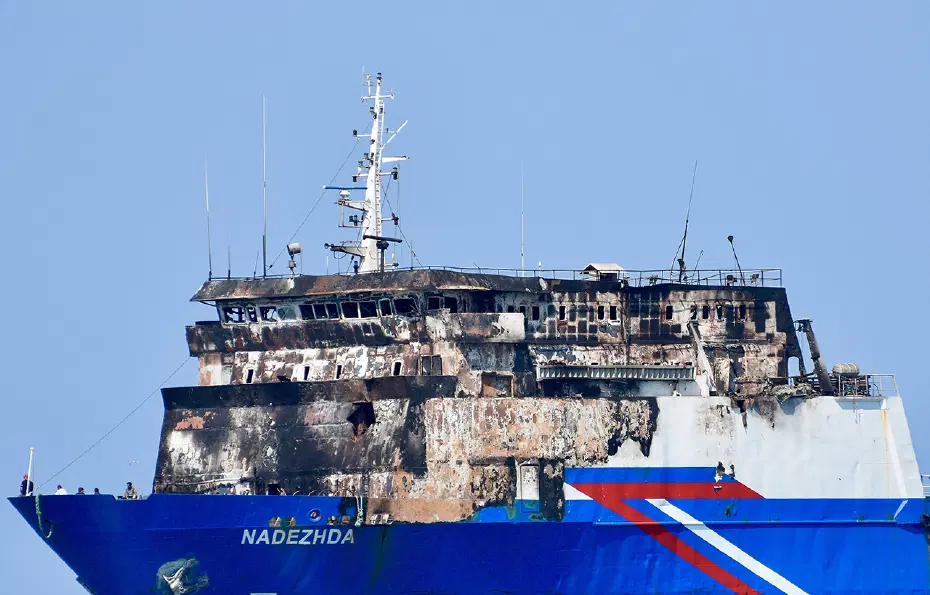 Karadeniz'de vurulan gemiden ilk görüntü. Türkiye'ye ulaştı, saldırının izleri ortaya çıktı