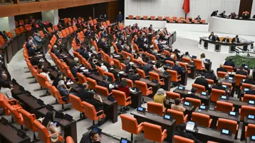 Terörsüz Türkiye yasası TBMM'de kabul edildi. Siyasilerden birlik mesajı