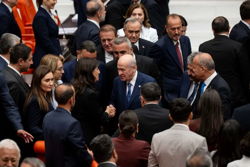 MHP'DEN DE İKİ MİLLETVEKİLİ KATILMADI 2