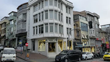 İstanbul'un iki tarihi caddesinde dönüşüm. Tüm binalar tek tek elden geçirilecek