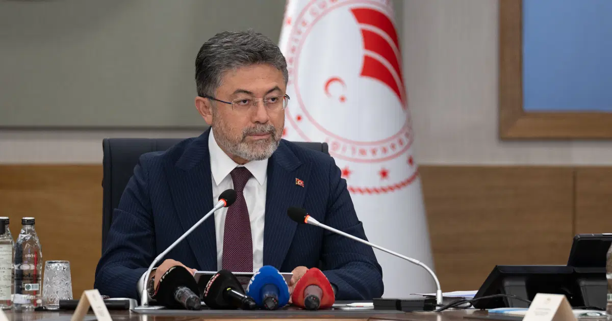 Bakan Yumaklı'dan üç bölge için orman yangını uyarısı
