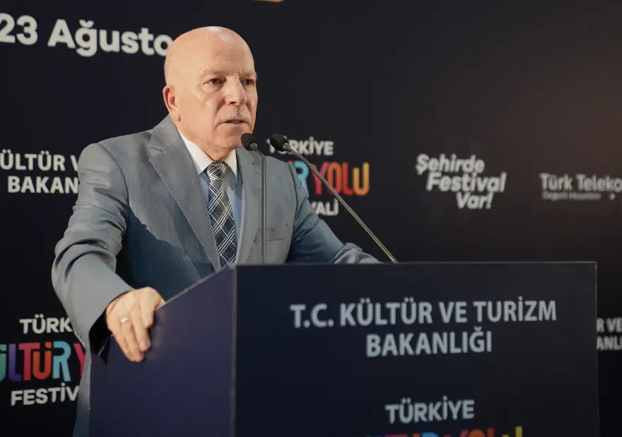 FESTİVAL 23 AĞUSTOS'TA SONA ERECEK 4 FESTİVAL 23 AĞUSTOS'TA SONA ERECEK 4