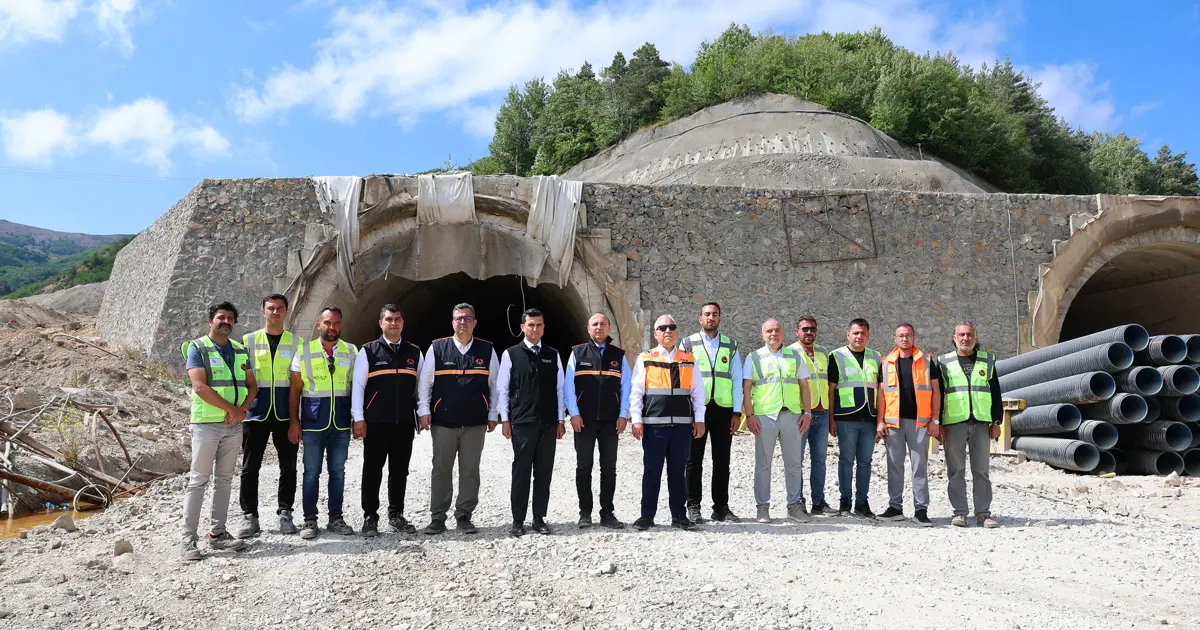 Geminbeli Tüneli'nin kış gelmeden hizmete açılması planlanıyor