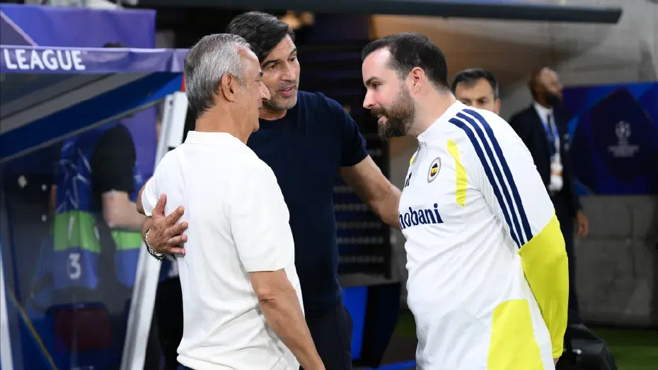 Fenerbahçe'ye elendi, sorulan soruya sinirlendi. 