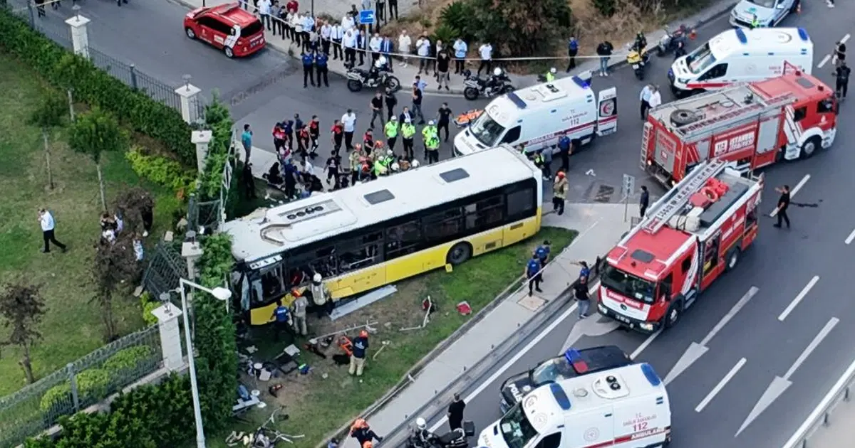 Zeytinburnu'ndaki İETT otobüsü kazasında gözaltı kararı