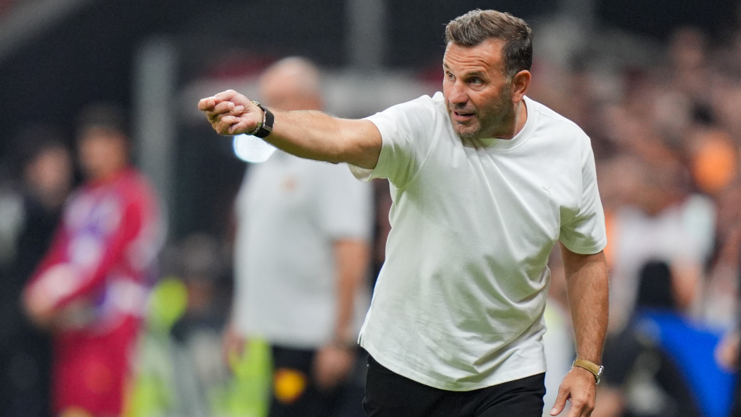 Okan Buruk'tan transfer mesajı. "Son günlere bakalım"