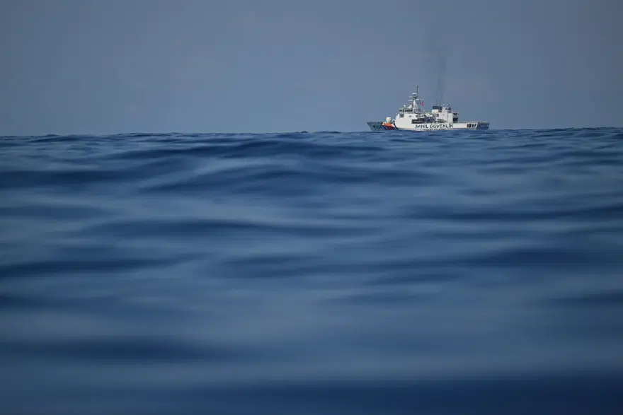 TCG Işın gemisi bölgede. Girne'deki feribot faciasında geminin enkazına robotla dalış yapılacak