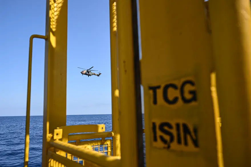 TCG Işın gemisi bölgede. Girne'deki feribot faciasında geminin enkazına robotla dalış yapılacak 1