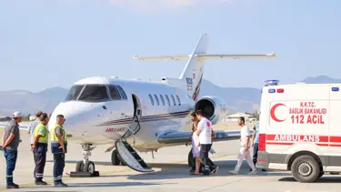 Girne'deki gemi kazasından kurtarılan hamile kadın ambulans uçakla Kocaeli'ye nakledildi