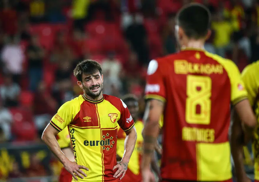 Göztepe kalecisi Gugeshashvili'den taraftara sert sözler. 'Bir gün mutlaka karşılaşacağız' 3