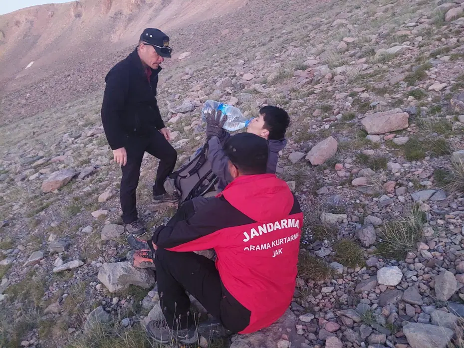 Erciyes Dağı'nda mahsur kalan turist kurtarıldı