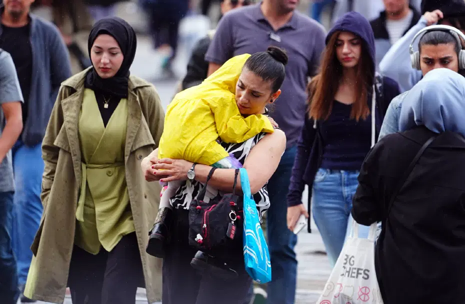 12 şehirde sarı kodlu alarm. Meteoroloji ve valilik sel uyarısı yaptı