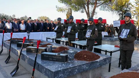 KKTC'de 52 yıl sonra şehit töreni: 126 şehit anısına müze yapıldı