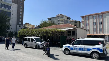 Husumetlisi tarafından silahla vurulan kişi ağır yaralandı