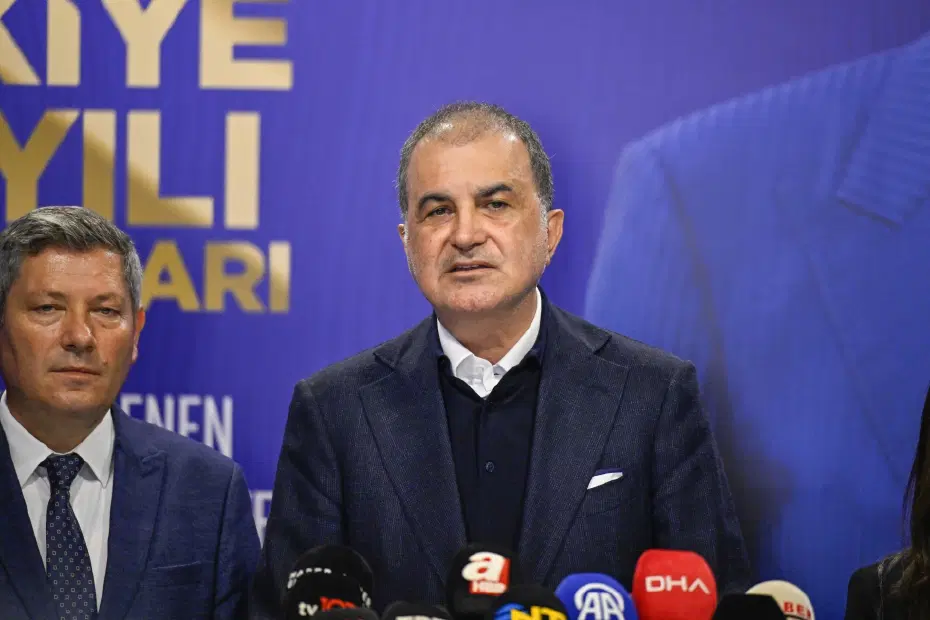 AK Parti Sözcüsü Ömer Çelik: Fatma Betül Sayan Kaya'nın görevinden af talebi kabul edildi