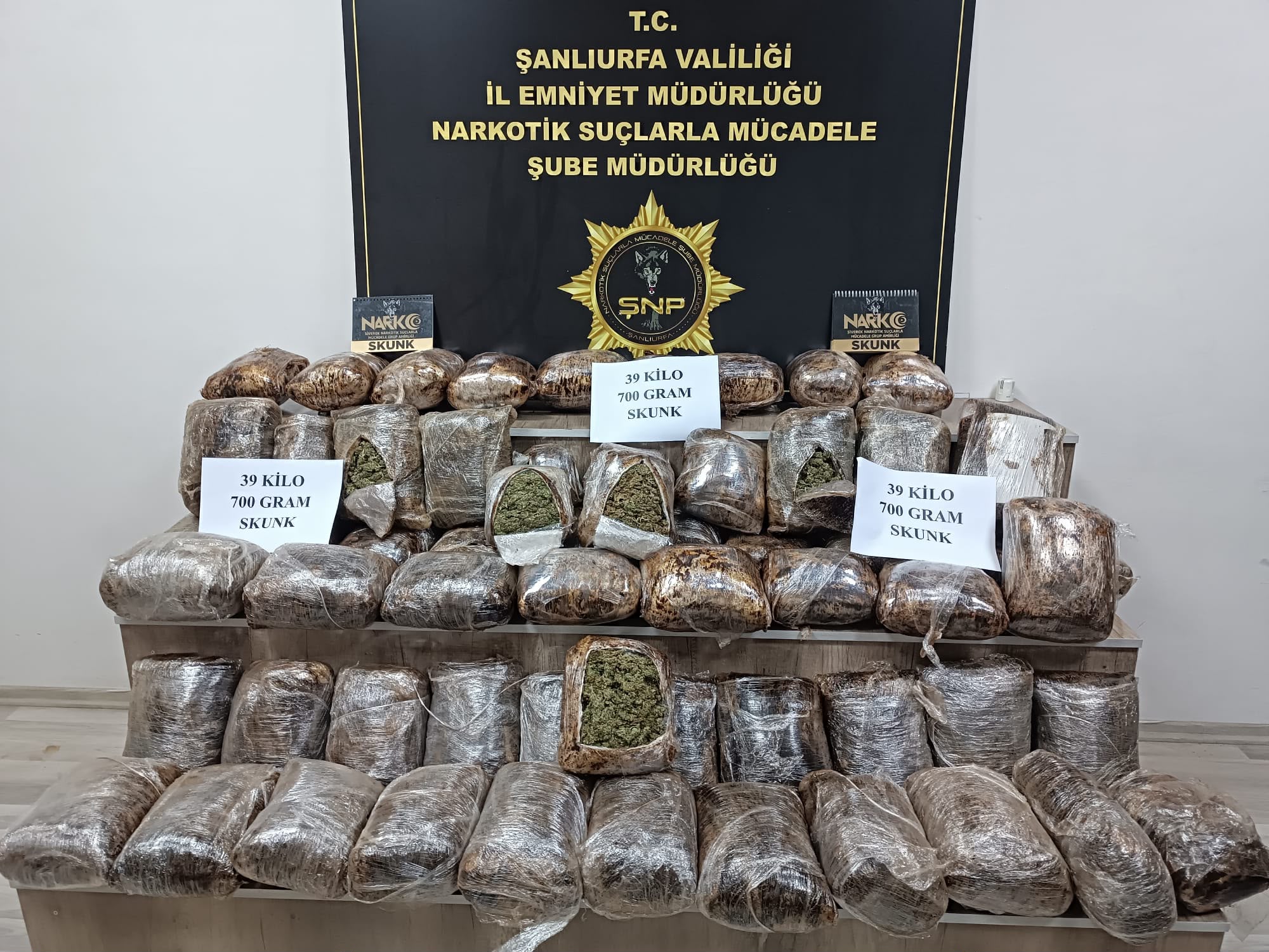 Yolcu otobüsünde 39 kilo 700 gram uyuşturucu ele geçirildi