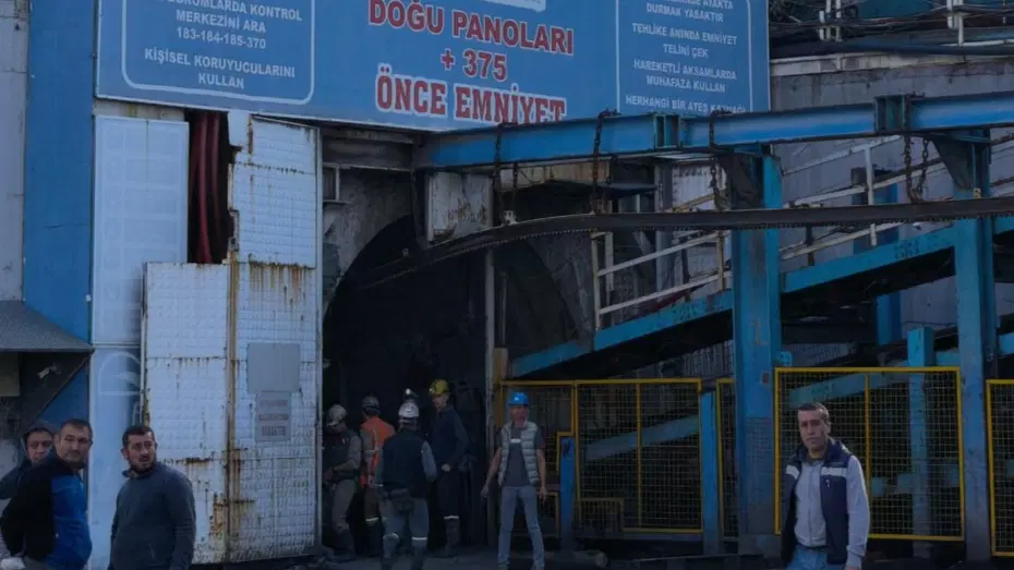 Manisa Soma'da maden ocağında göçük. 1 işçi hayatını kaybetti