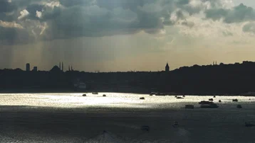 İstanbul'da hava iki günde değişecek: Önce yaz, sonra sonbahar