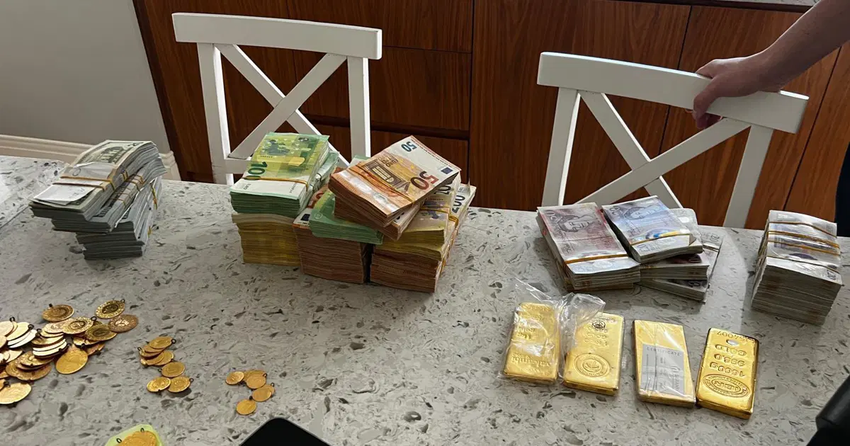 Mersin Büyükşehir Belediyesi’ne yolsuzluk soruşturması. Evinden servet çıktı