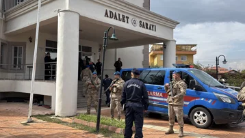 Kastamonu'da aynı aileden 4 kişinin öldürüldüğü olayla ilgili 2 şüpheli adliyede