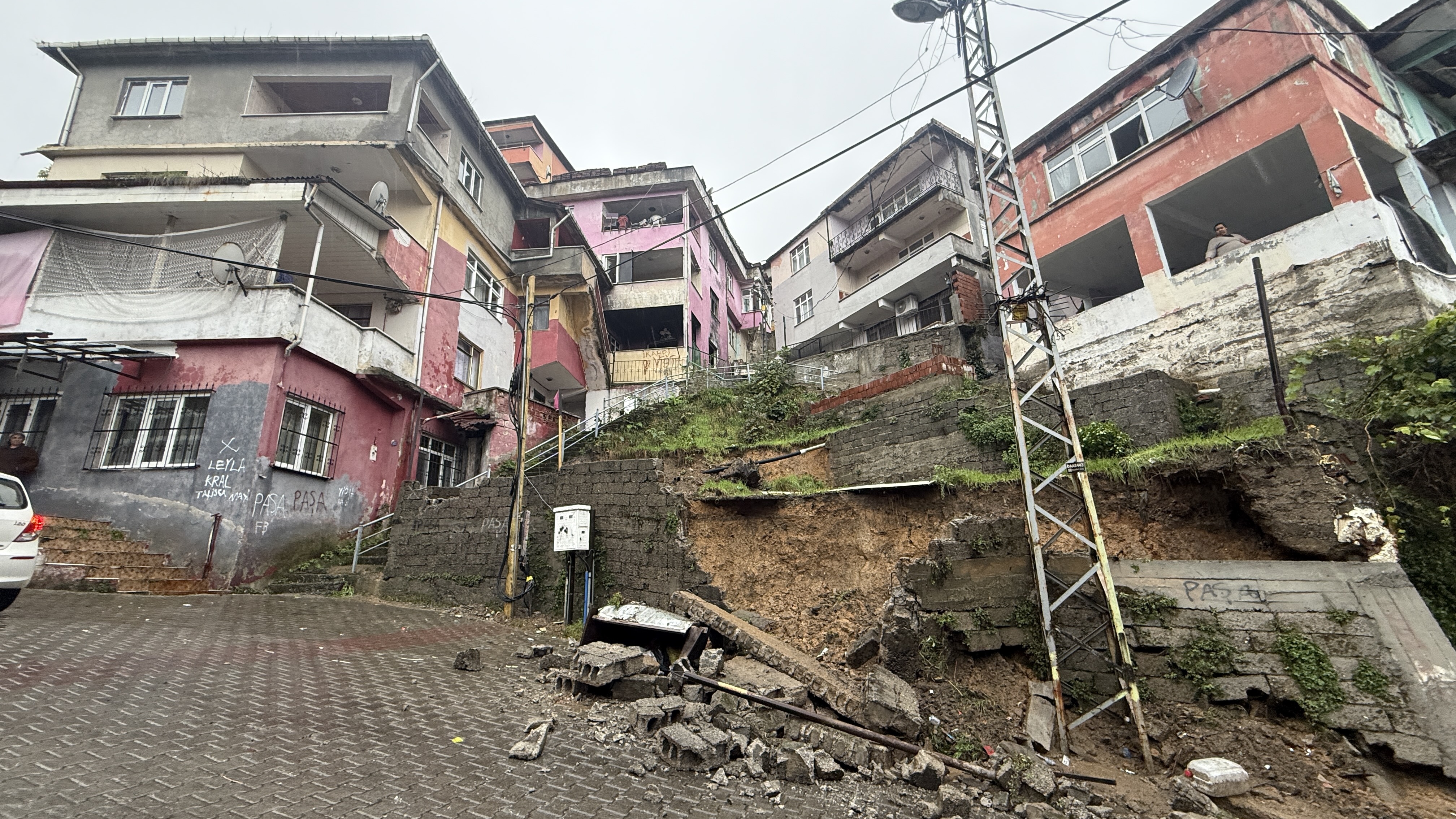 Zonguldak'ta sağanak nedeniyle heyelanlar meydana geldi 