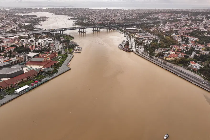 İstanbul'daki sel felaketinde can kaybı 6'ya yükseldi İstanbul'daki sel felaketinde can kaybı 6'ya yükseldi