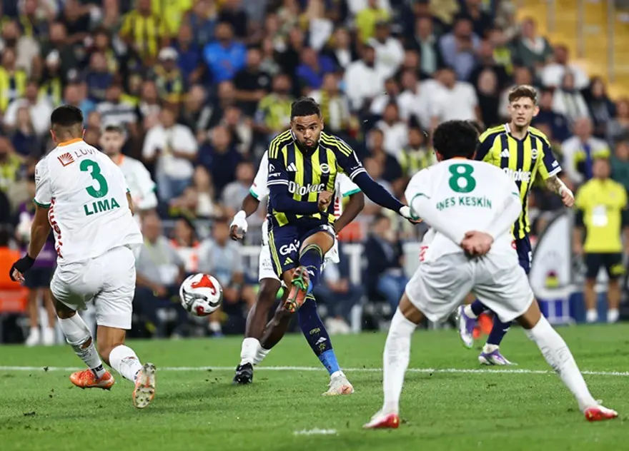 FENERBAHÇE PUAN FARKINI 1'E İNDİRMEK İSTİYOR 2