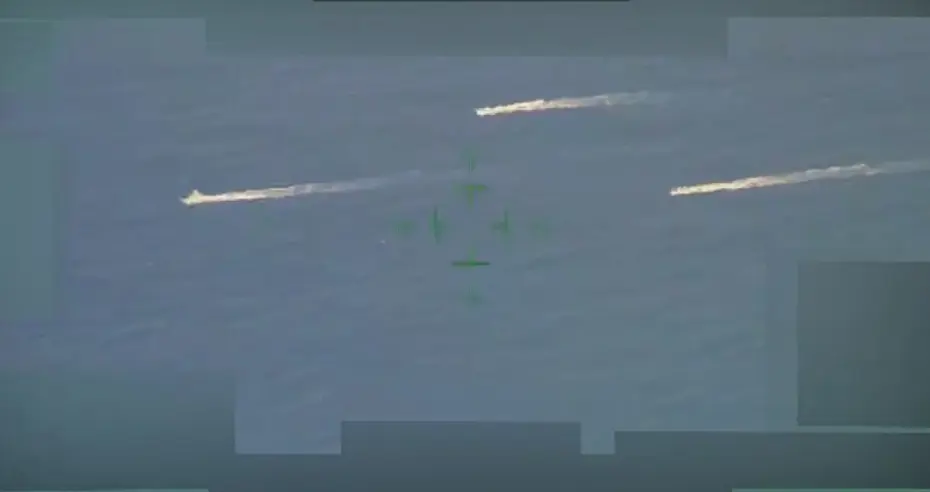 ABD Karayipler'de 3 tekneyi vurdu