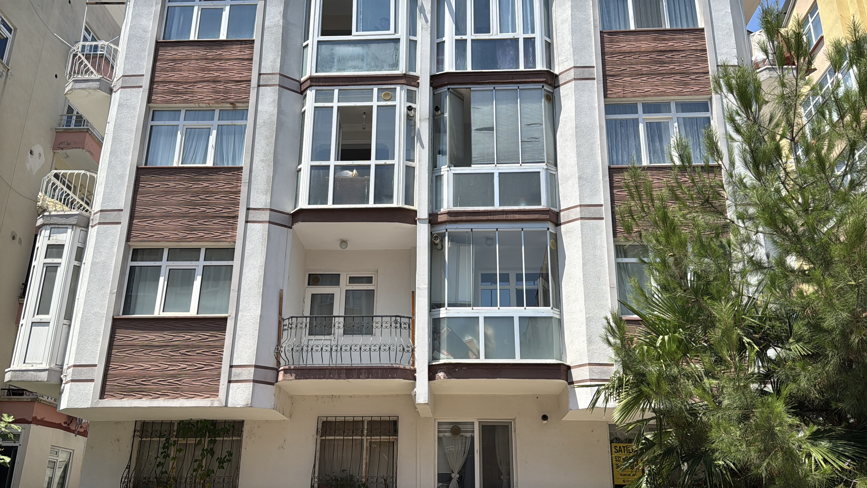 Kötü koku gelen evde bir haftalık ceset bulundu