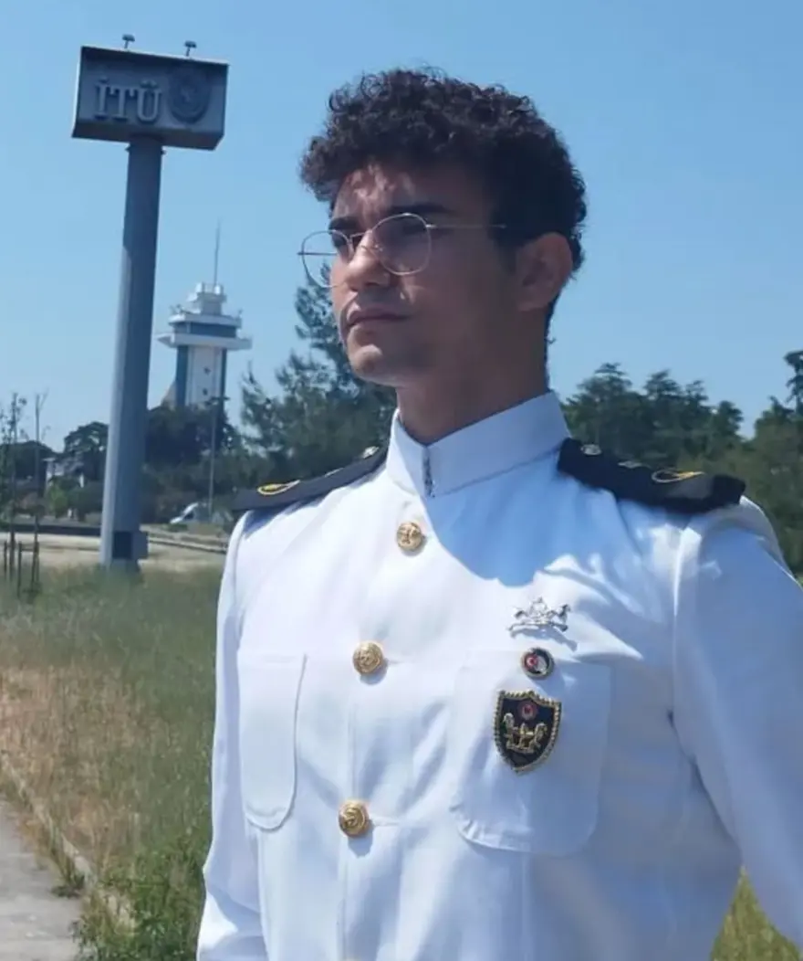 Türk kaptan internet kablosu yüzünden tutuklandı 4