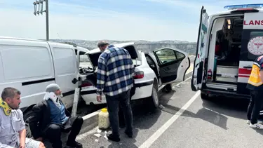 Adıyaman'da otomobiller çarpıştı. 6 yaralı