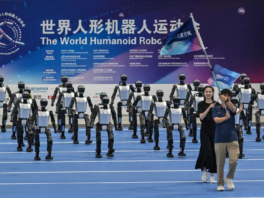 Çin insansı robotları iş gücüne dahil edecek 