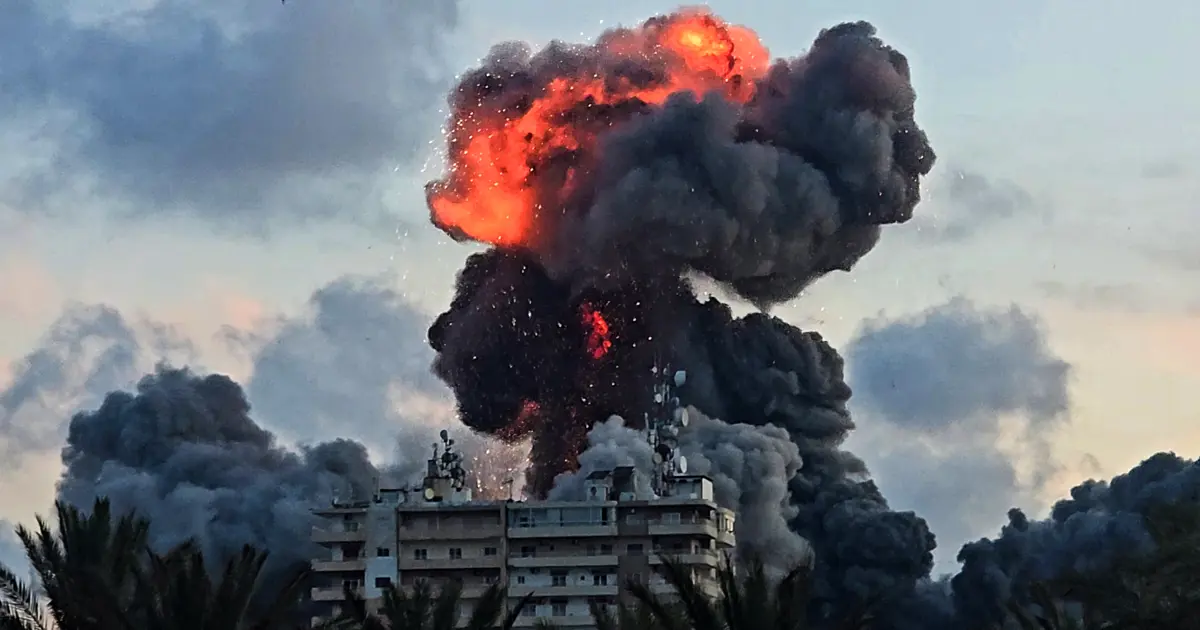 Ateşkes kırılma noktasında. İsrail'den tahliye emirleri sonrası bombardıman