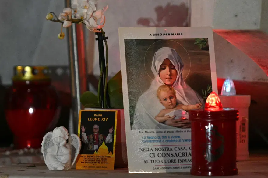 Ameliyat geçiren Papa 14. Leo