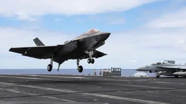 İran, ABD F-35'ini vurdu. Acil iniş yaptı
