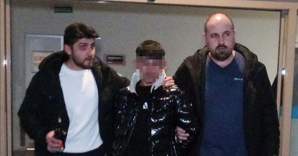 İki kişiyi bıçakladı, polise gidip teslim oldu