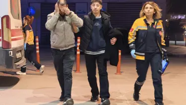 Dengesini kaybedip düştü, kulağı koptu