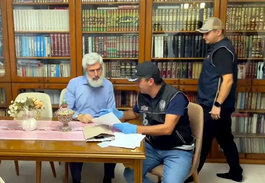 VAKFIN ESKİ GÖREVLİSİNDEN DE İDDİALAR 4