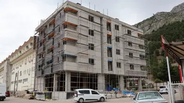 Amasya'da inşaatın 4'üncü katından düşen işçi öldü