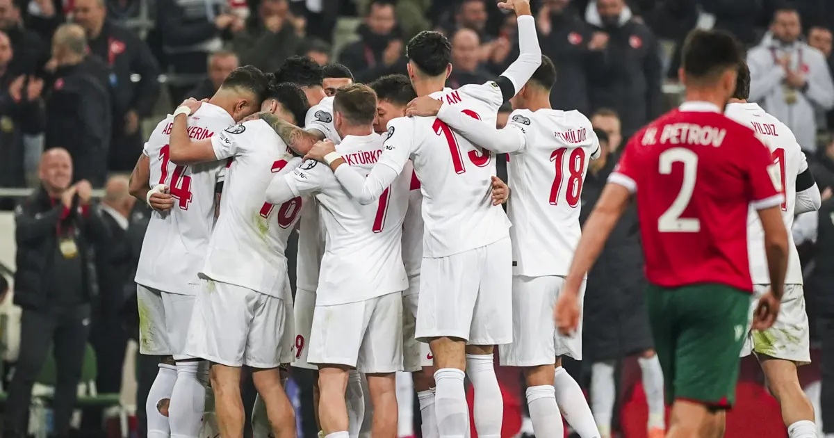 A Milli Takım'da sakatlık: Hakan Çalhanoğlu kadrodan çıkarıldı, iki isim eklendi