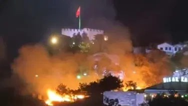 Ankara Kalesi'nde yangın