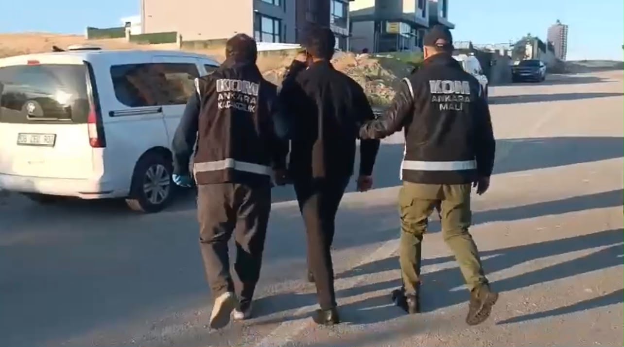 Ankara merkezli 5 ilde dolandırıcılık operasyonu. 8 şüpheli gözaltına alındı